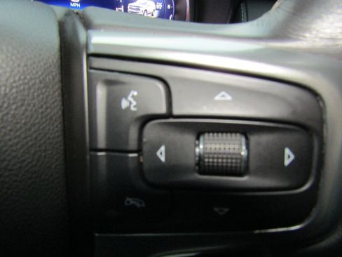 Used 2022 Chevrolet Tahoe Z71 w/ Luxury Package image 30