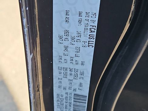 Used 2019 Jeep Compass Latitude FWD image 27