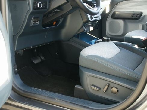 New 2025 Ford Maverick XLT w/ XLT Luxury Package image 16