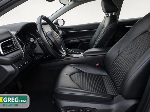 Used 2021 Toyota Camry SE w/ Carpet Mat Package (TMS) FWD image 7