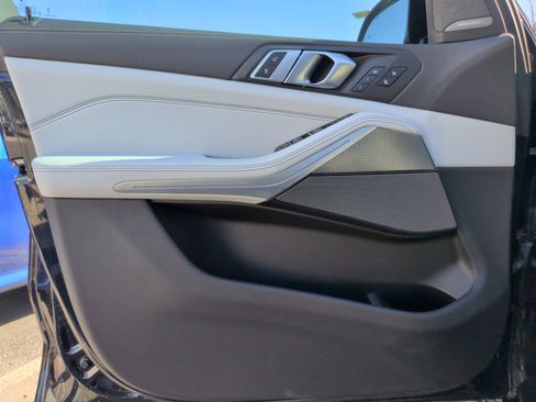 Certified 2023 BMW X5 xDrive40i w/ M Sport Package image 29