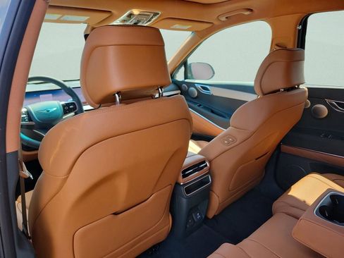 Used 2026 Genesis GV80 2.5T Advanced image 14