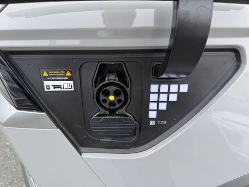 Used 2023 Hyundai Ioniq 5 Limited RWD image 53