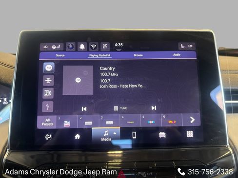 Used 2025 Jeep Compass Limited AWD/4WD image 17