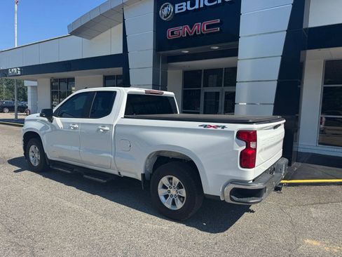 Certified 2020 Chevrolet Silverado 1500 LT w/ Convenience Package AWD/4WD image 4