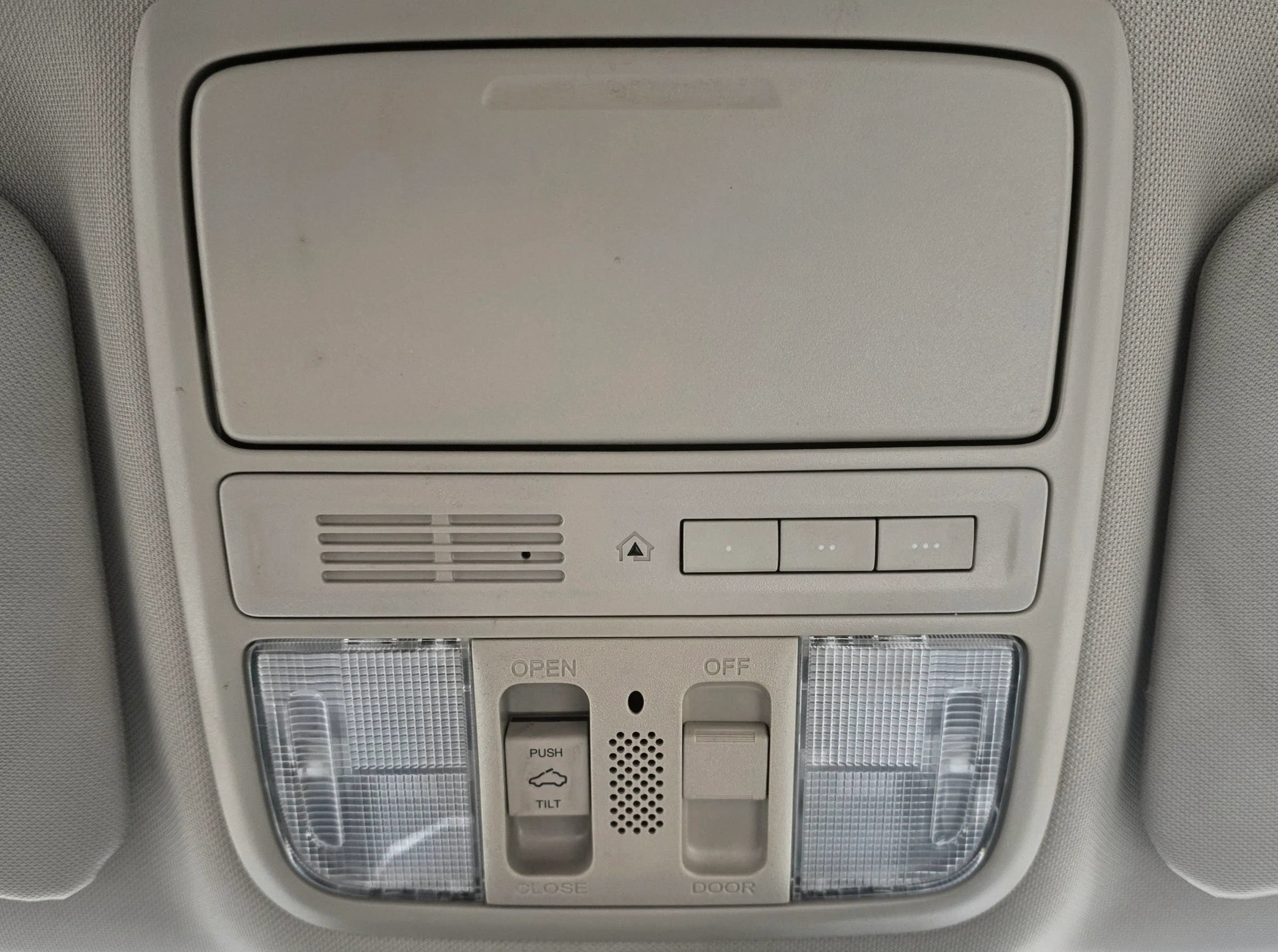 Used 2015 Honda CR-V Touring image 32