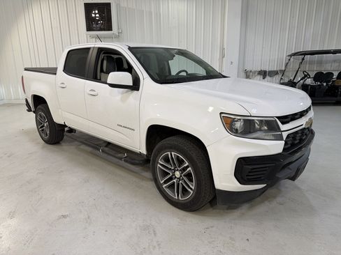 Used 2021 Chevrolet Colorado W/T w/ Custom Special Edition image 7