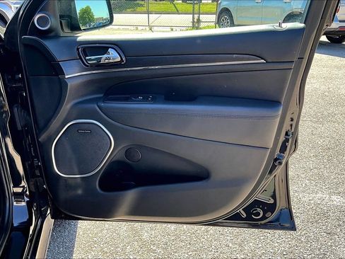 Used 2020 Jeep Grand Cherokee High Altitude RWD image 22