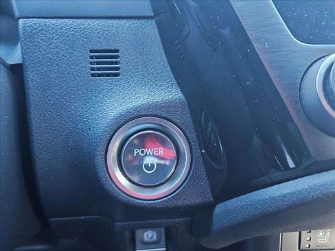 Used 2024 Lexus ES 300h F Sport image 22