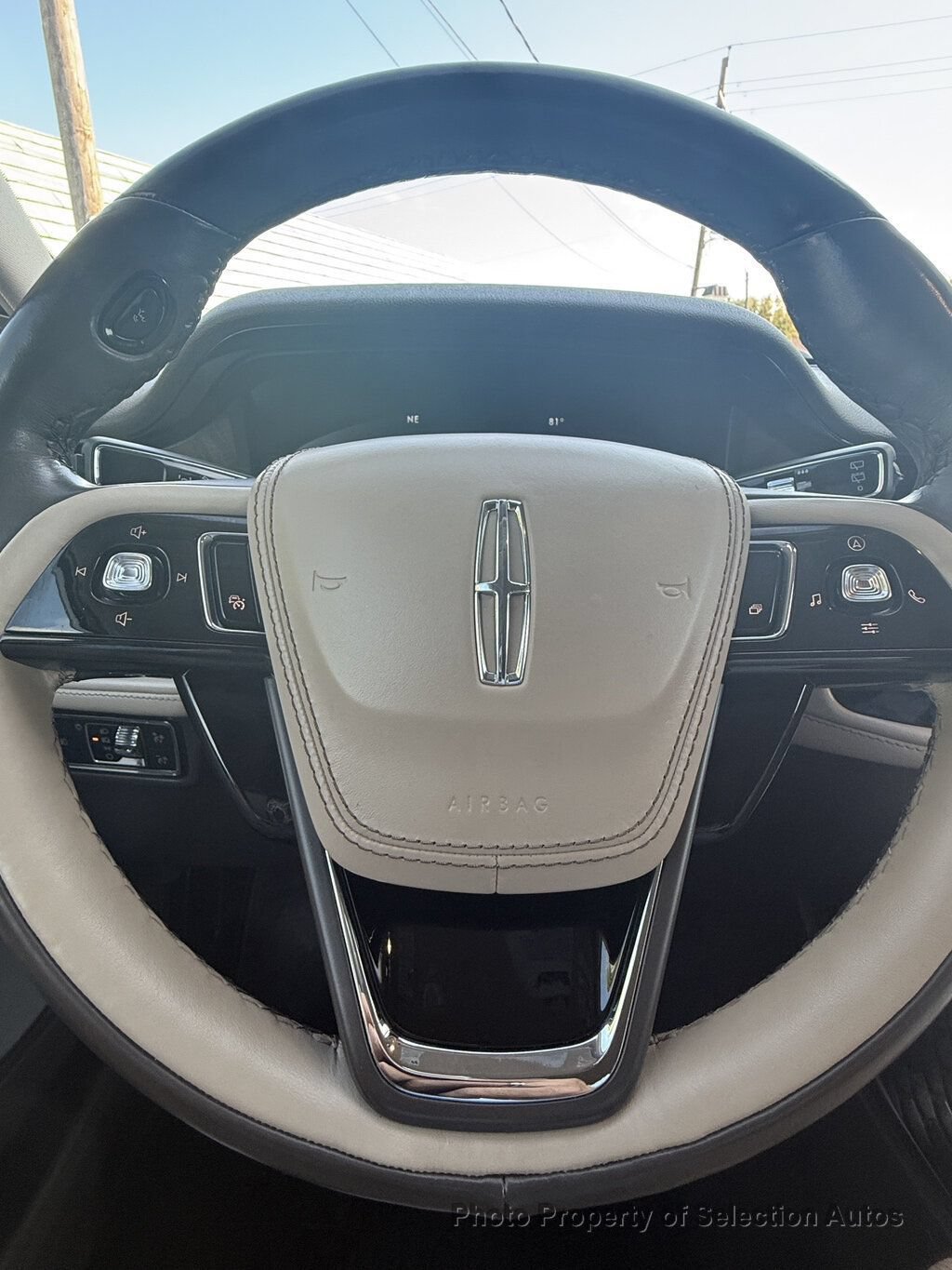 Used 2022 Lincoln Aviator Grand Touring w/ Equipment Group 301A AWD/4WD image 20
