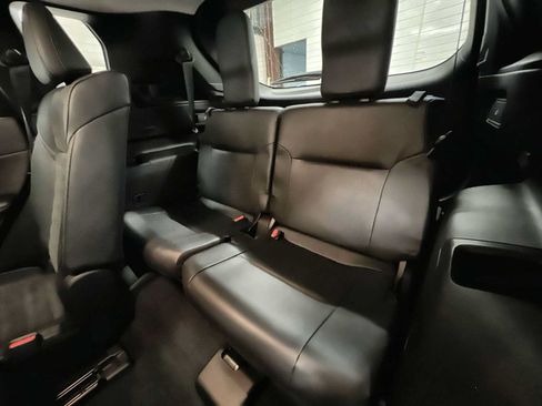 Used 2024 Mitsubishi Outlander SE AWD/4WD image 25