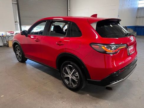 Used 2024 Honda HR-V EX-L image 5