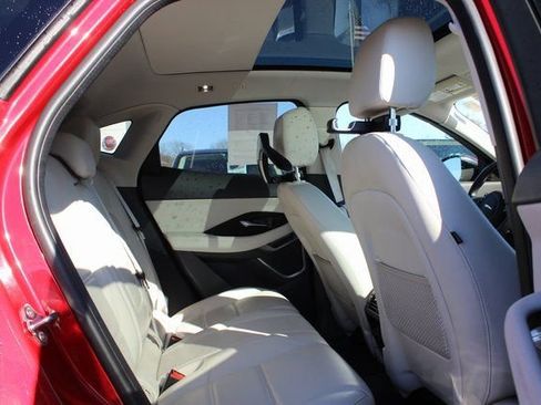 Used 2020 Jaguar E-PACE SE image 29