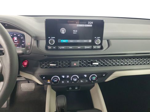 Used 2024 Honda Accord EX image 16