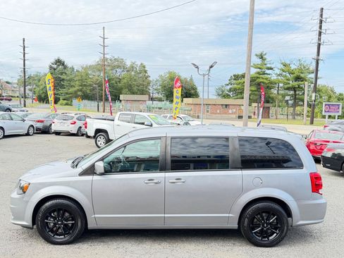 Used 2020 Dodge Grand Caravan GT FWD image 7