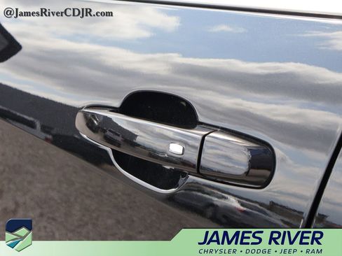 Used 2025 Chevrolet Malibu LT image 19