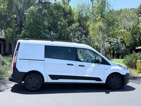 Used 2019 Ford Transit Connect XL FWD image 5