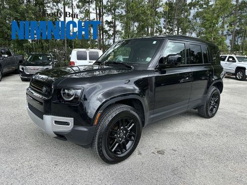 Used 2025 Land Rover Defender 110 S AWD/4WD image 1