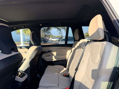 New 2026 Volvo XC90 B6 Plus w/ Protection Package Premier image 13