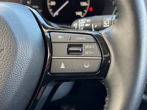 Certified 2026 Honda HR-V EX-L image 32