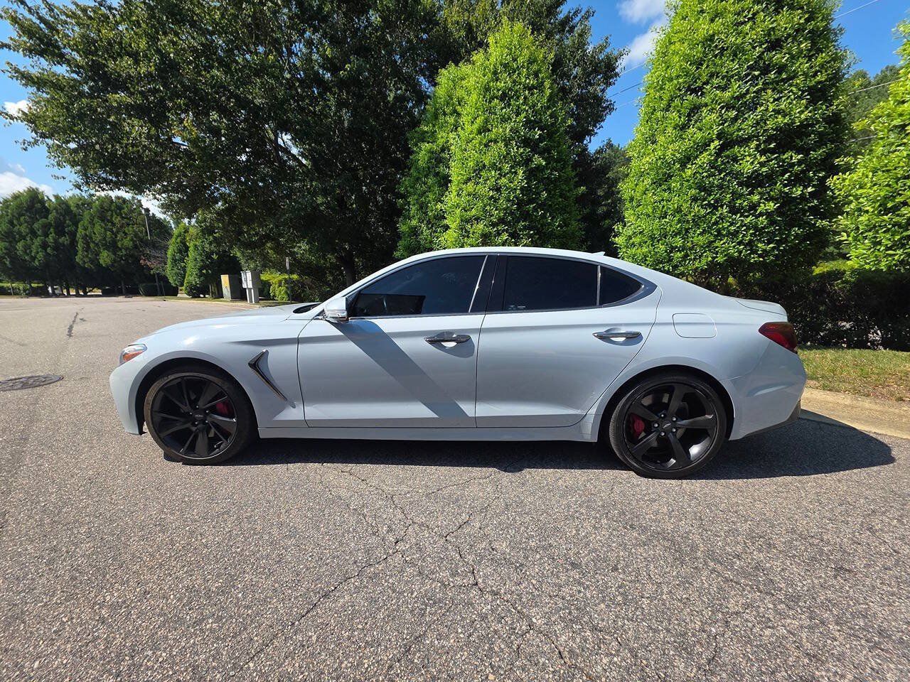 Used 2019 Genesis G70 3.3T Advanced w/ Sport Package RWD image 2