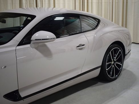 Certified 2020 Bentley Continental GT AWD/4WD image 8