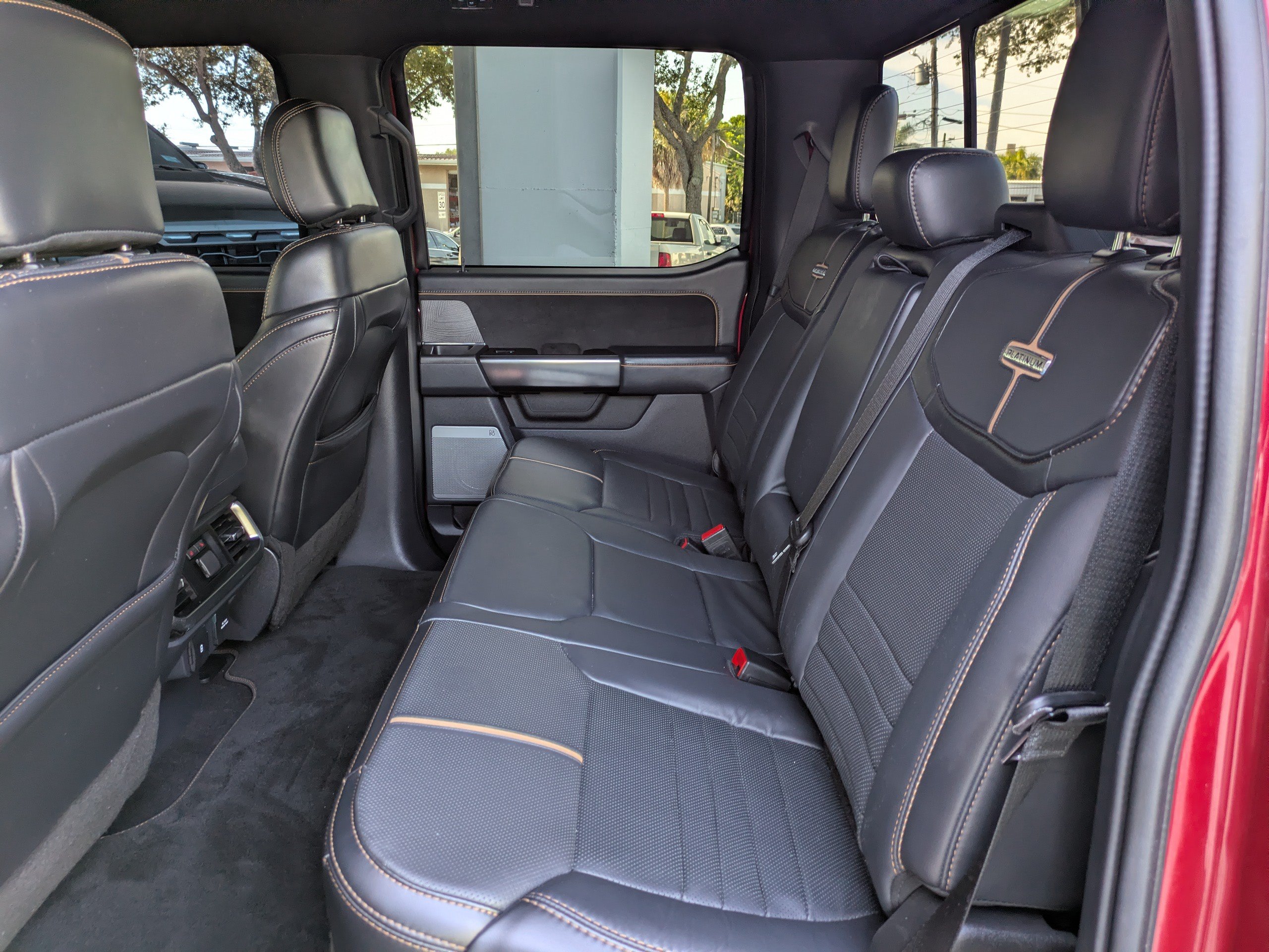 Used 2023 Ford F150 Platinum AWD/4WD image 15