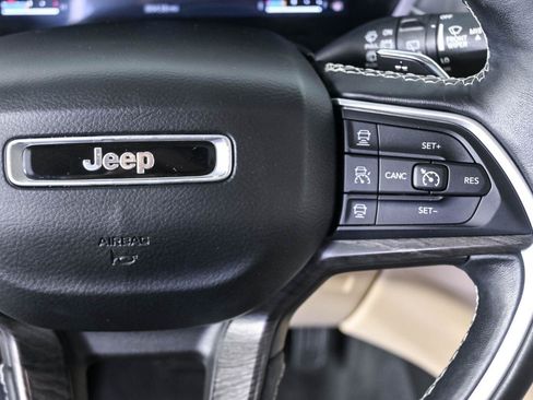 Used 2021 Jeep Grand Cherokee L Limited w/ Luxury Tech Group II AWD/4WD image 11