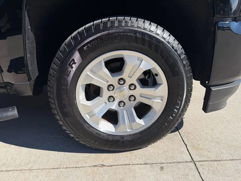 Used 2018 Chevrolet Silverado 1500 LT w/ All Star Edition AWD/4WD image 62