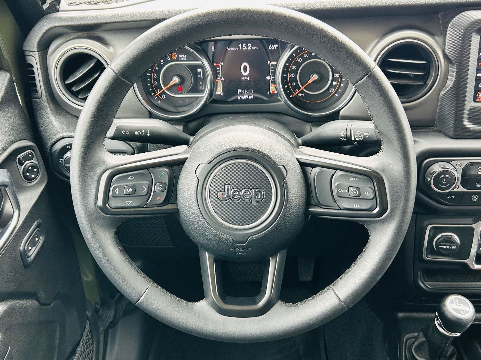Used 2023 Jeep Gladiator Sport AWD/4WD image 11