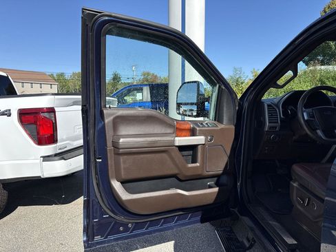 Used 2019 Ford F150 King Ranch w/ Equipment Group 601A Luxury AWD/4WD image 12