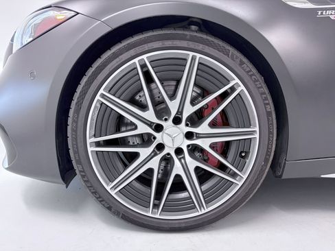 Used 2024 Mercedes-Benz C 63 AMG S image 10