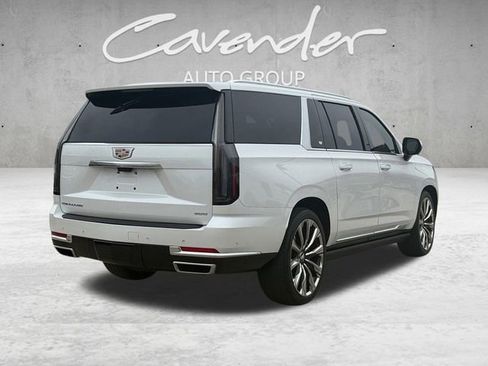 Used 2025 Cadillac Escalade ESV Premium Luxury Platinum w/ LPO, Floor Liner Package AWD/4WD image 16