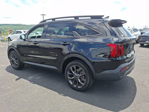 Certified 2023 Kia Sorento X-Line EX AWD/4WD image 4