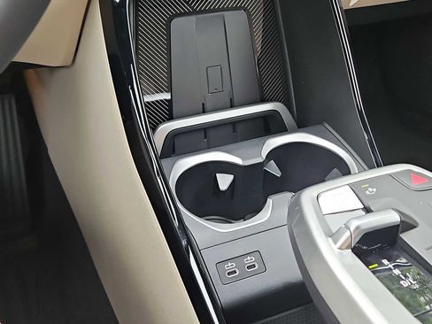 Used 2025 BMW X1 xDrive28i w/ Convenience Package image 32