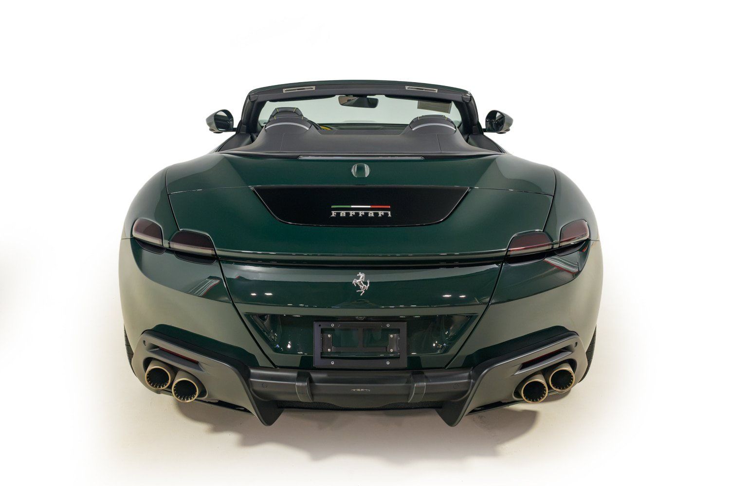 Used 2025 Ferrari Roma Spider RWD image 6