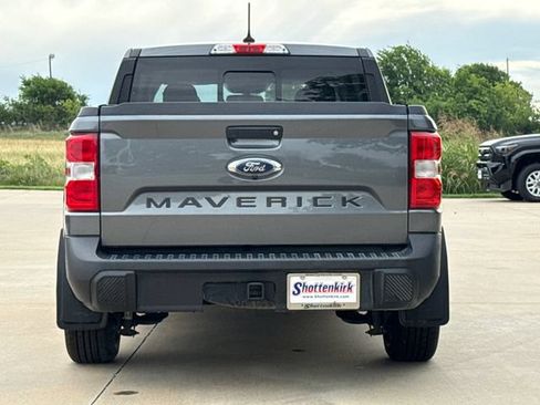 Used 2022 Ford Maverick Lariat FWD image 8