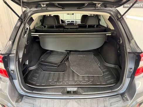 Used 2019 Subaru Outback 2.5i Limited AWD/4WD image 9