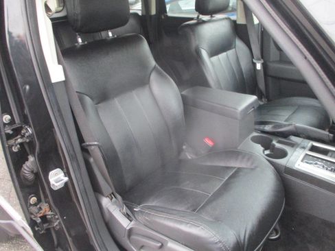 Used 2011 Dodge Nitro Heat image 21