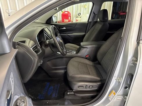 Used 2022 Chevrolet Equinox LT FWD image 29