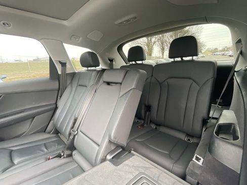 Certified 2024 Audi Q7 2.0T Premium Plus image 13