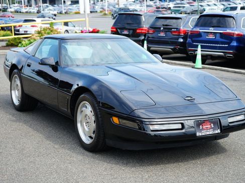 Used 1995 Chevrolet Corvette Coupe image 7