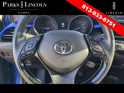 Used 2021 Toyota C-HR XLE image 25
