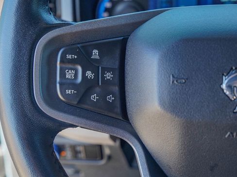 Used 2023 Ford Bronco Wildtrak image 13