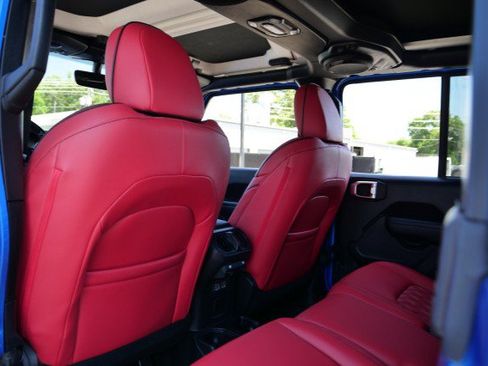 Used 2022 Jeep Gladiator Sport AWD/4WD image 34