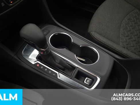 Used 2024 Chevrolet Equinox LT image 26