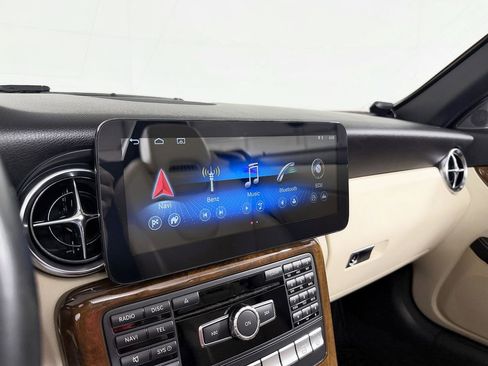 Used 2015 Mercedes-Benz SLK 250 image 54