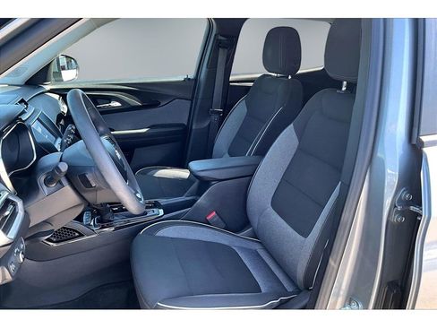 Used 2023 Chevrolet TrailBlazer LT AWD/4WD image 19