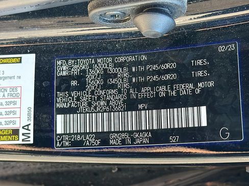 Used 2023 Toyota 4Runner Limited AWD/4WD image 37