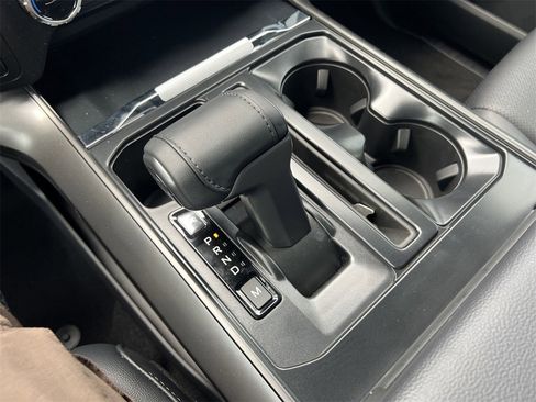 New 2025 Ford F150 Lariat w/ Equipment Group 501A Mid image 13